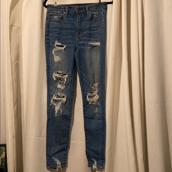 American Eagle Outfitters Denim - American Eagle women’s ripped jeans